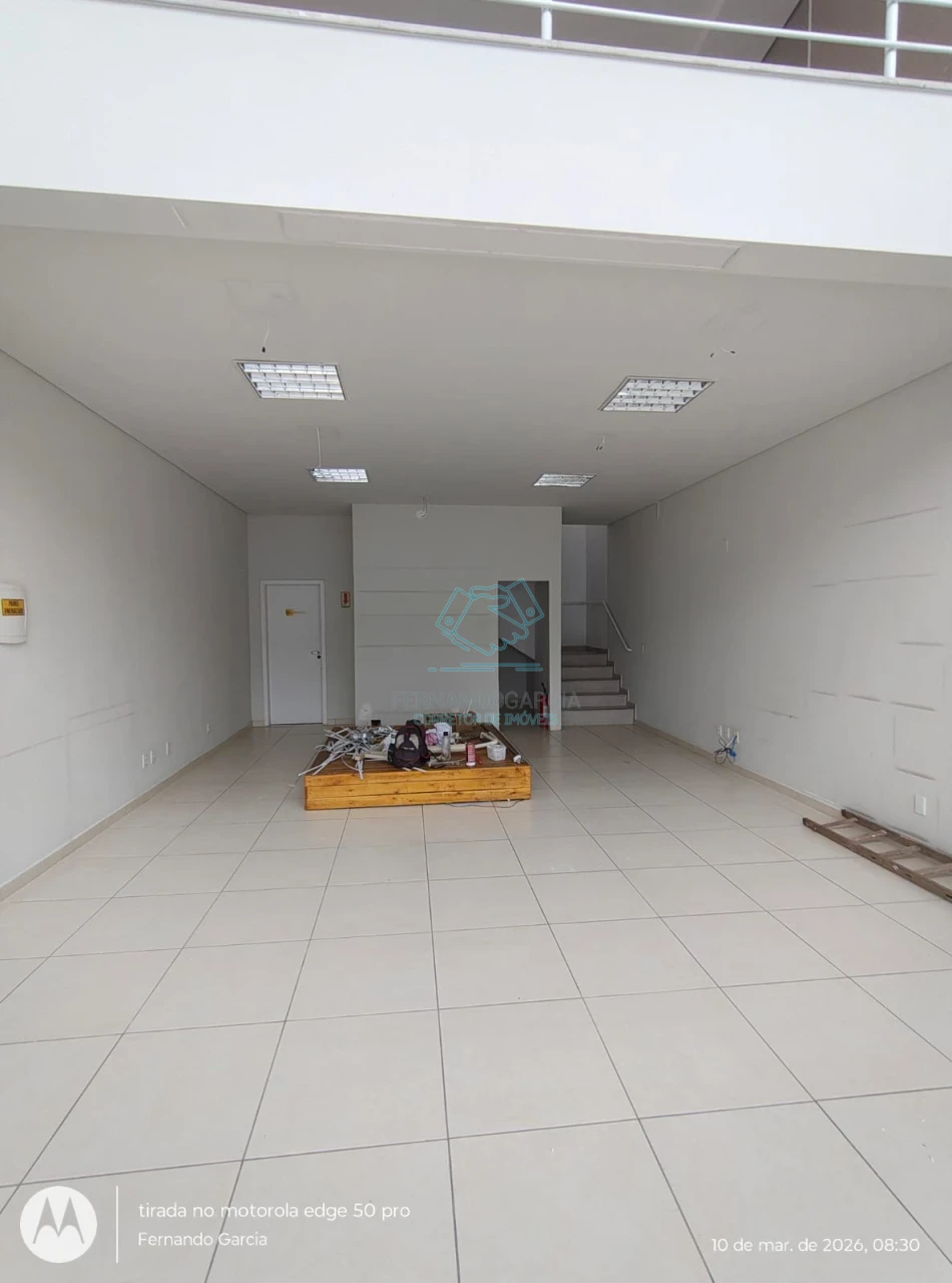 Sala comercial com 1 sala para alugar na Rua Albano Schmidt, 2271, Boa Vista, Joinville