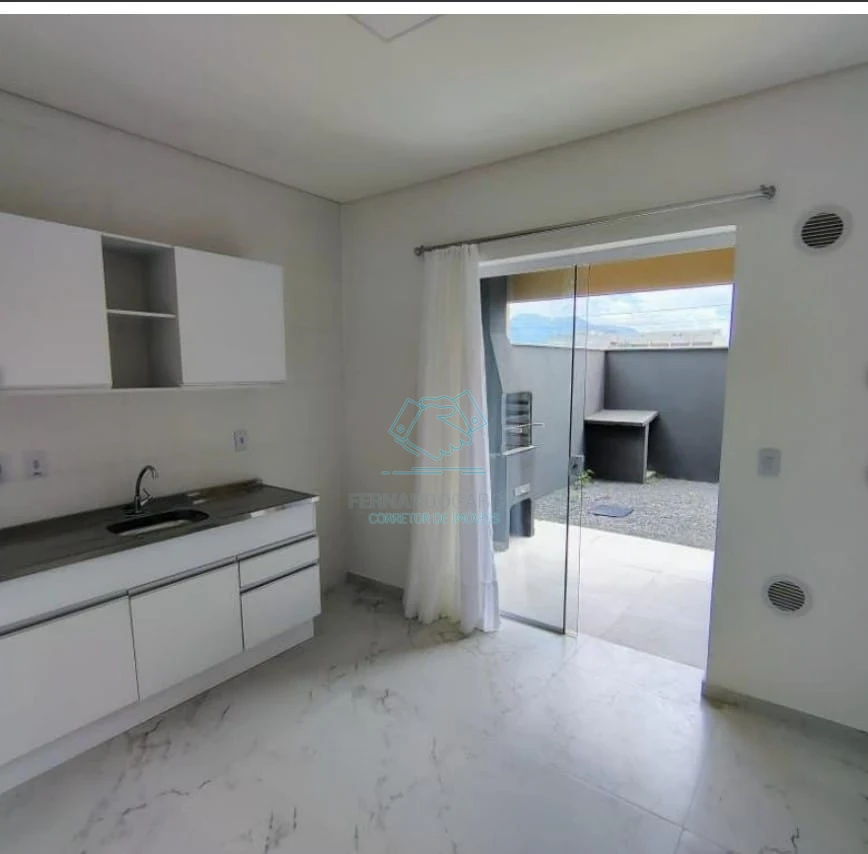 Casa com 2 quartos à venda na Vila Nova, Joinville