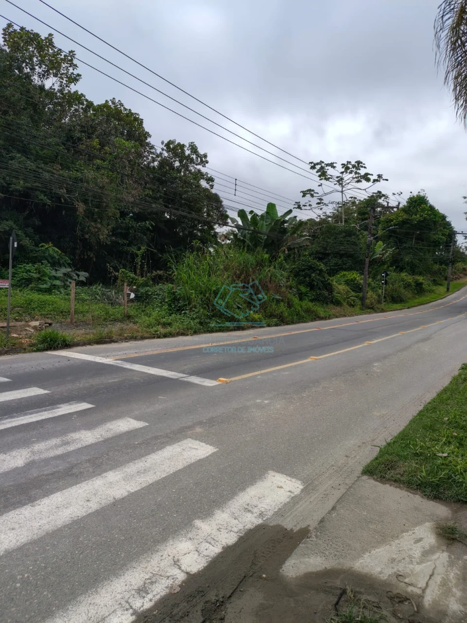Terreno à venda em Santa Catarina, Joinville