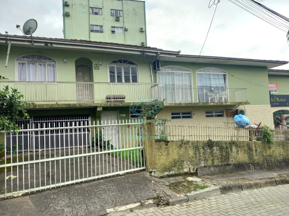 Casa comercial com 2 salas à venda no Boa Vista, Joinville