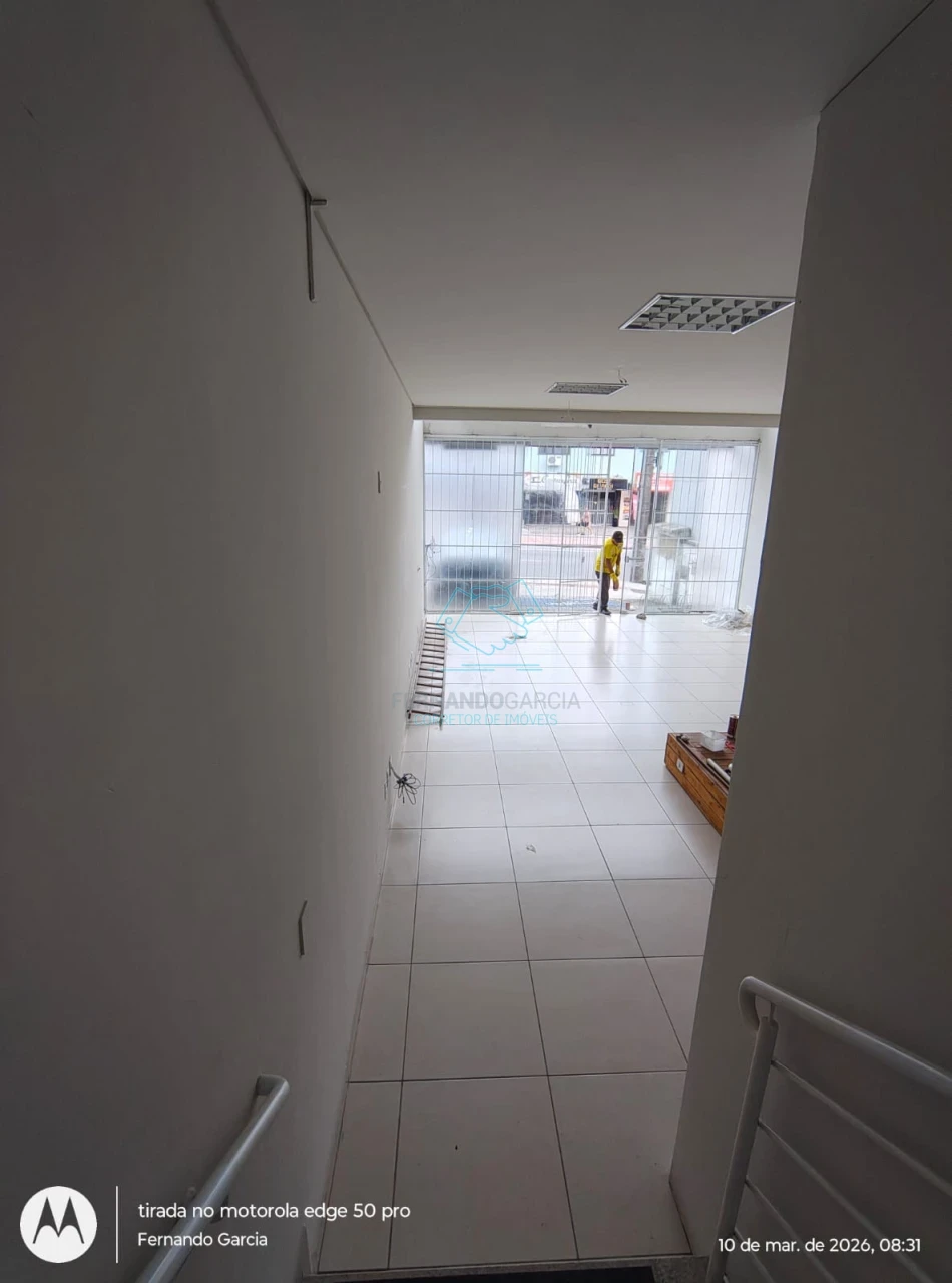 Sala comercial com 1 sala para alugar na Rua Albano Schmidt, 2271, Boa Vista, Joinville