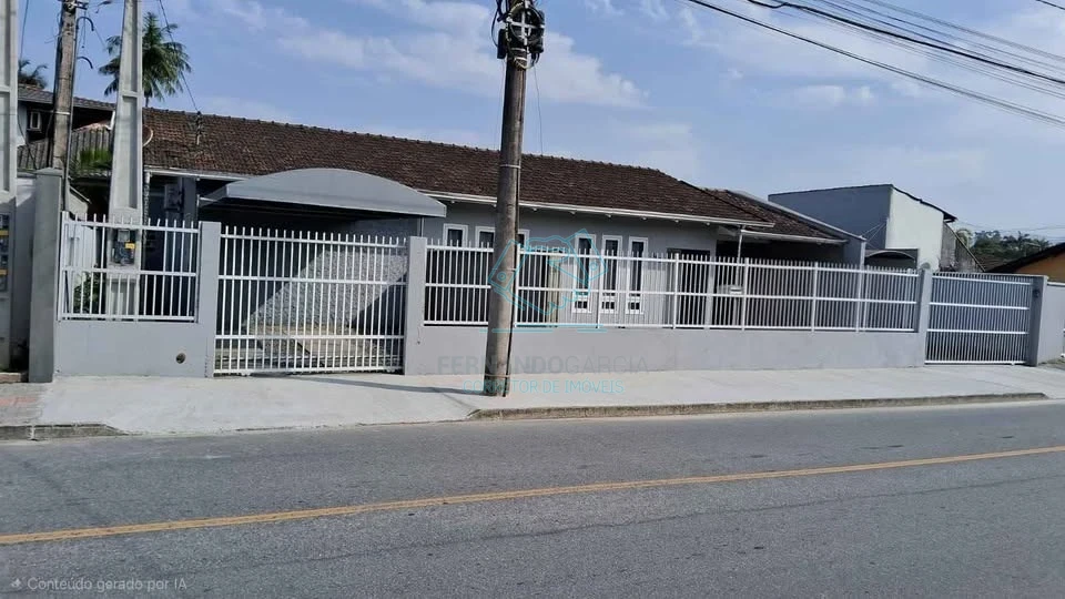 Casa com 4 quartos à venda na Vila Nova, Joinville