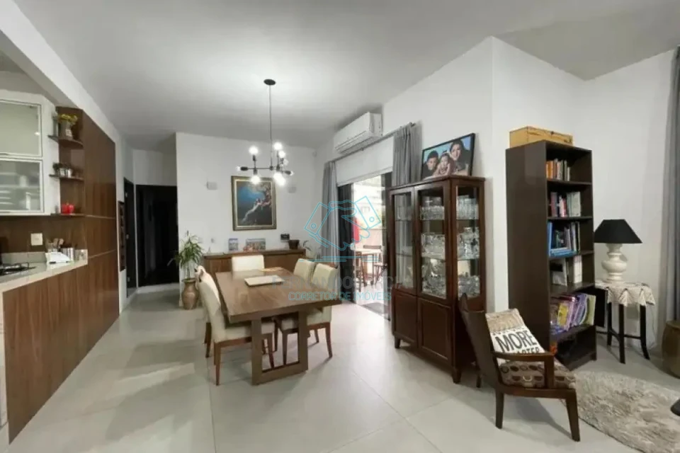 Casa com 3 quartos à venda no Costa e Silva, Joinville