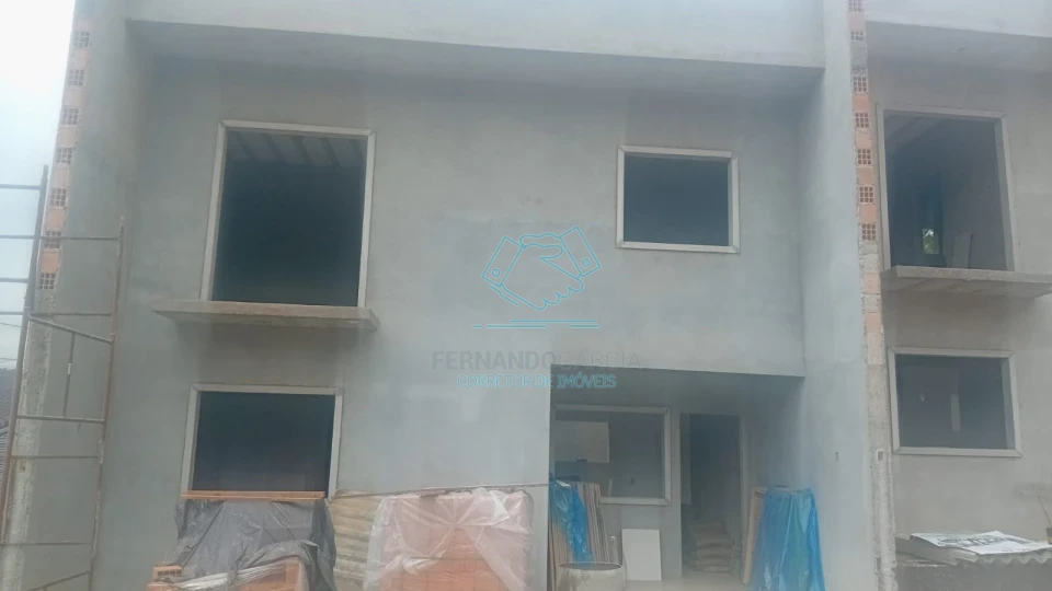 Casa em condomínio fechado com 3 quartos à venda no São Marcos, Joinville