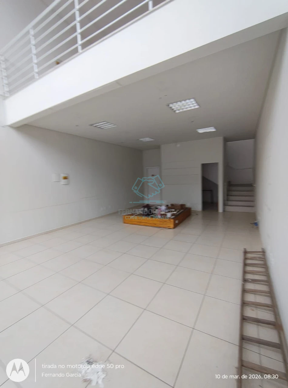 Sala comercial com 1 sala para alugar na Rua Albano Schmidt, 2271, Boa Vista, Joinville