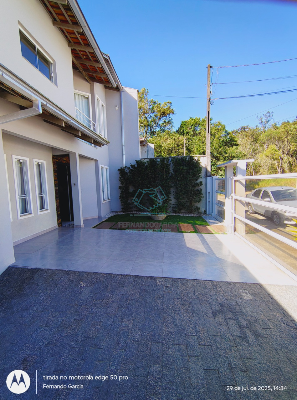 Casa com 4 quartos à venda no Parque Guarani, Joinville