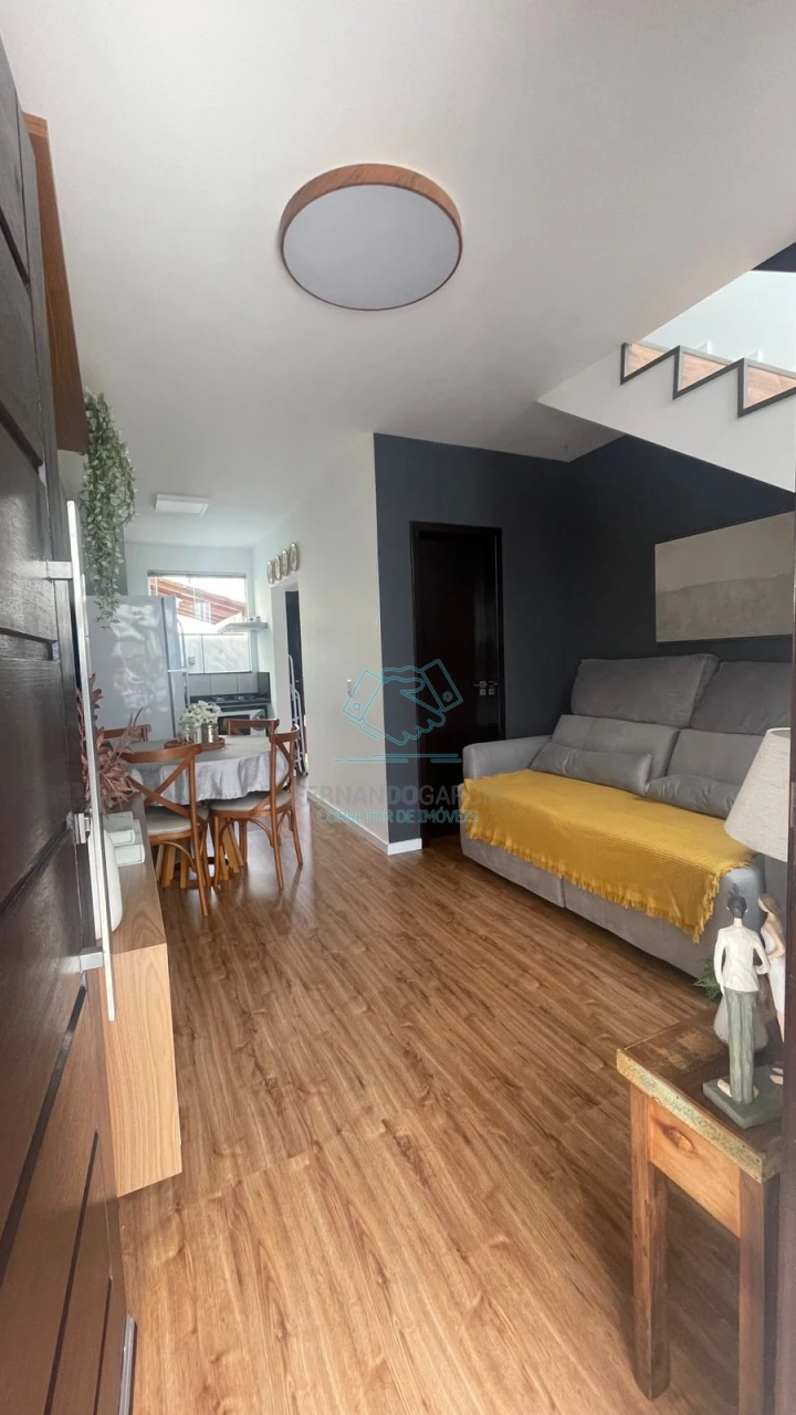 Casa com 2 quartos à venda no Adhemar Garcia, Joinville