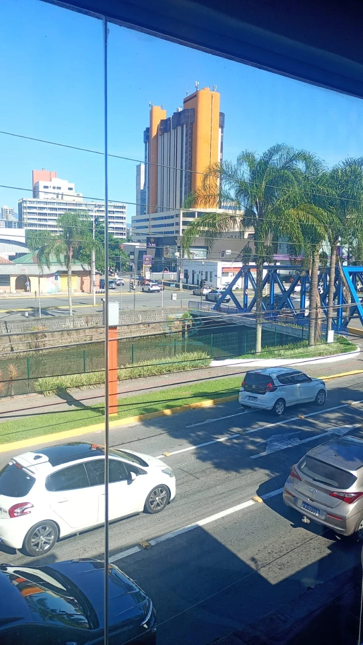 Terreno comercial à venda no Saguaçu, Joinville