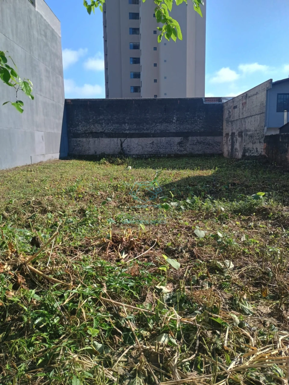 Terreno à venda no Atiradores, Joinville