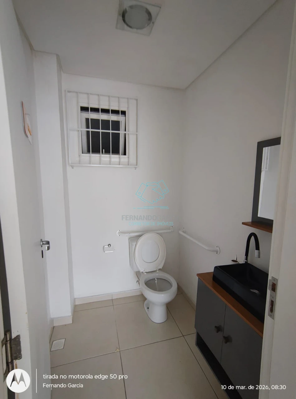 Sala comercial com 1 sala para alugar na Rua Albano Schmidt, 2271, Boa Vista, Joinville