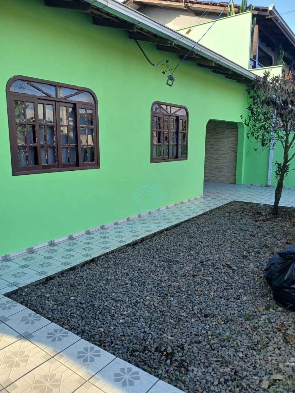 Casa com 3 quartos à venda no Comasa