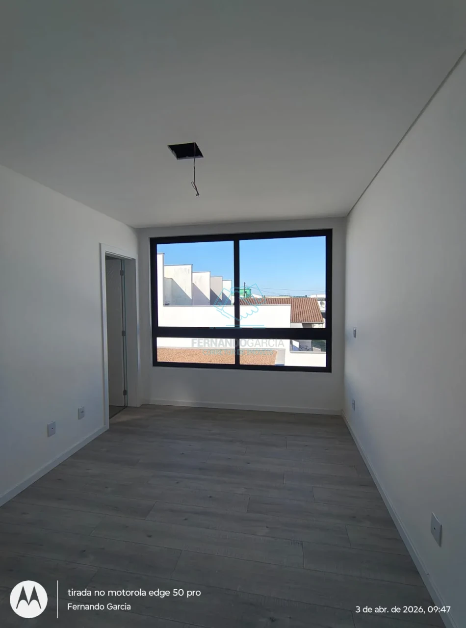 Oportunidade Imperdível: Sobrado Geminado de Alto padrão no Vila nova