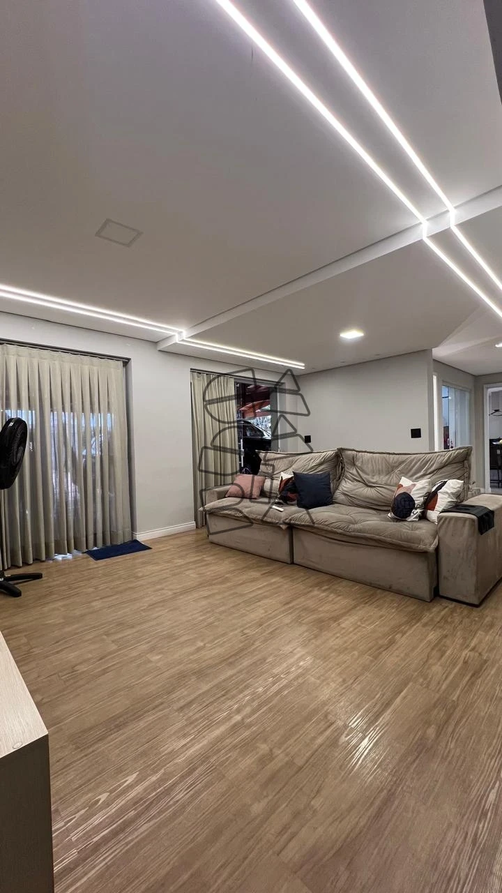 Casa Residencial à venda - Jardim das Laranjeiras - Limeira