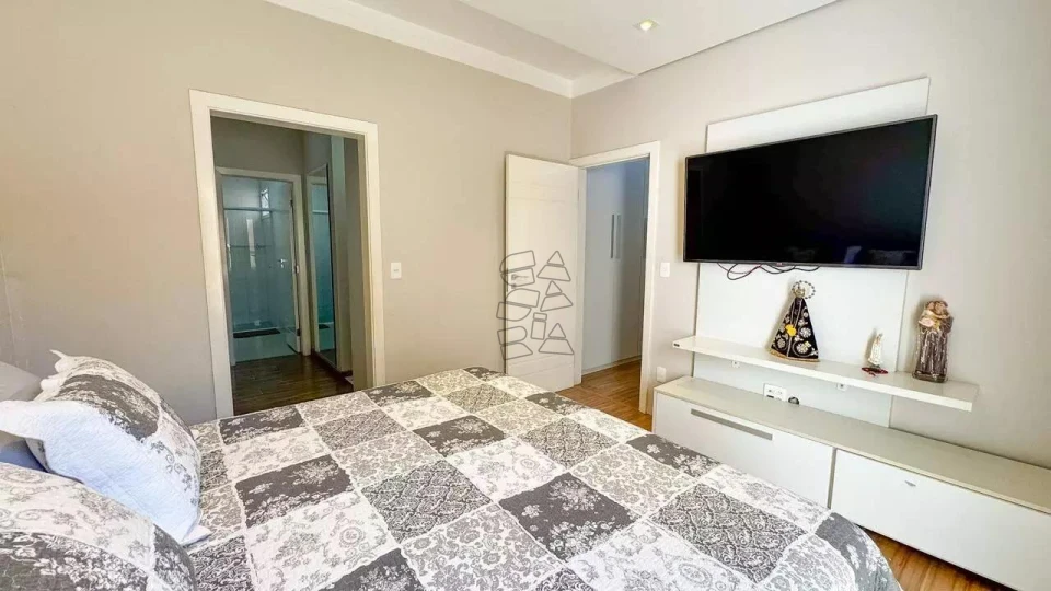 Imagens do imóveis Casa em condomínio à venda -  Roland III - Parque Residencial Roland Limeira