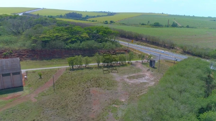Imagens do imóveis Área Industrial à venda - Bairro do Pinhal