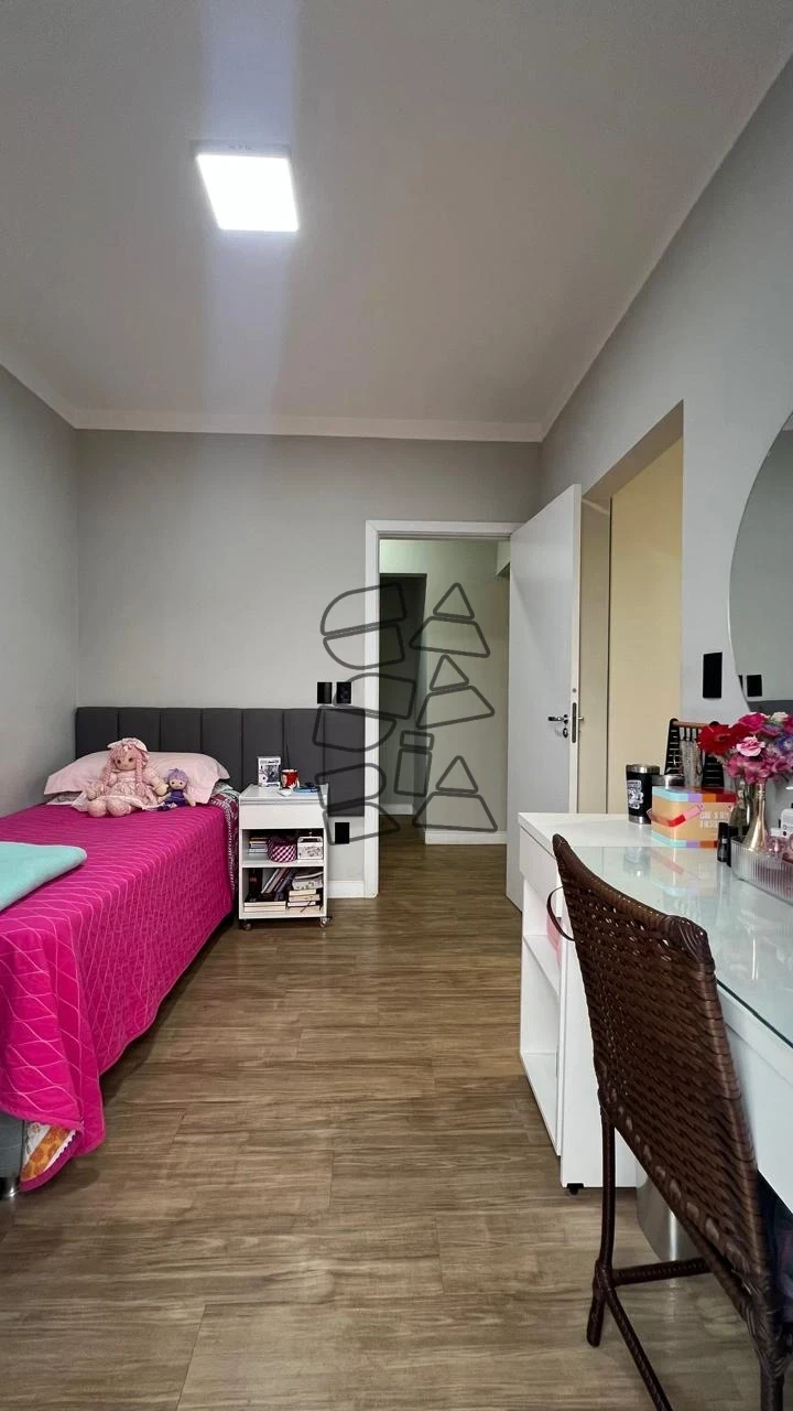 Casa Residencial à venda - Jardim das Laranjeiras - Limeira