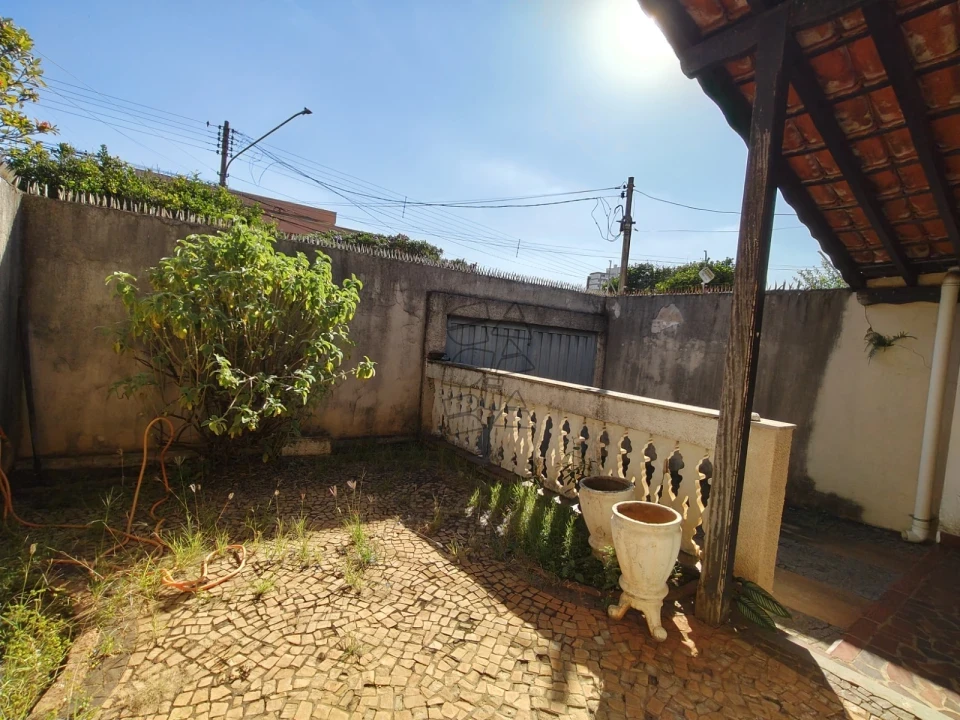Casa Residencial à venda - Vila São João - Limeira