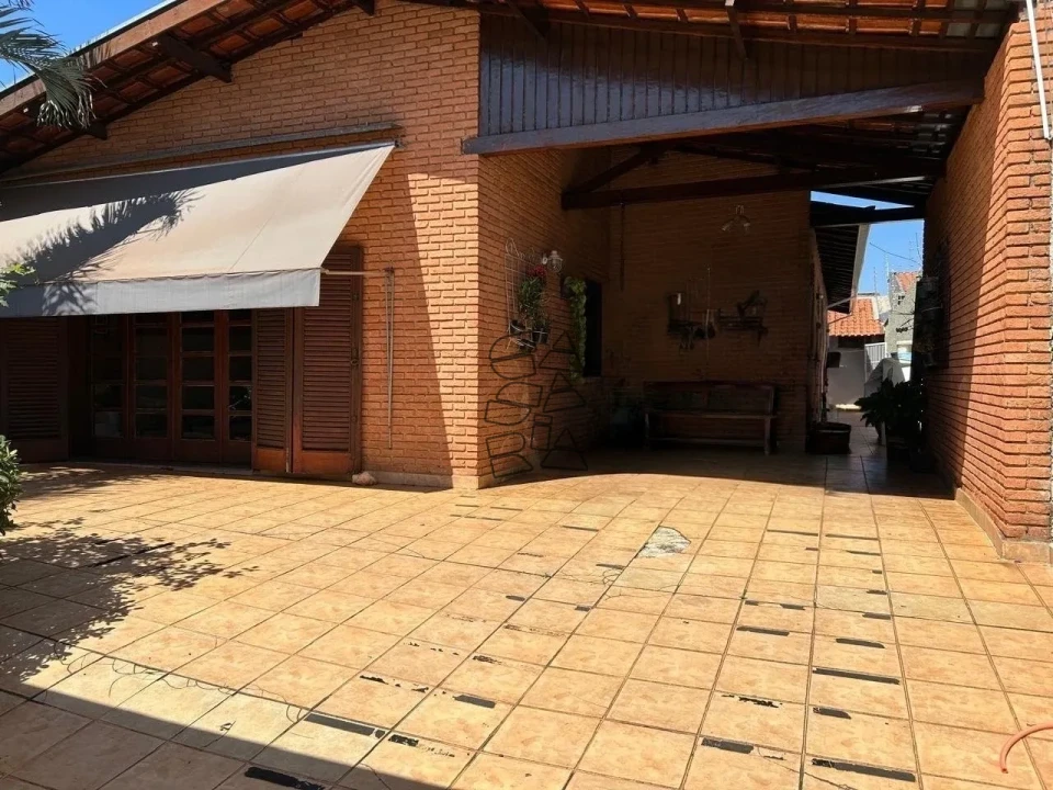 Imagens do imóveis Casa Residencial à venda - Vila Claudia Limeira