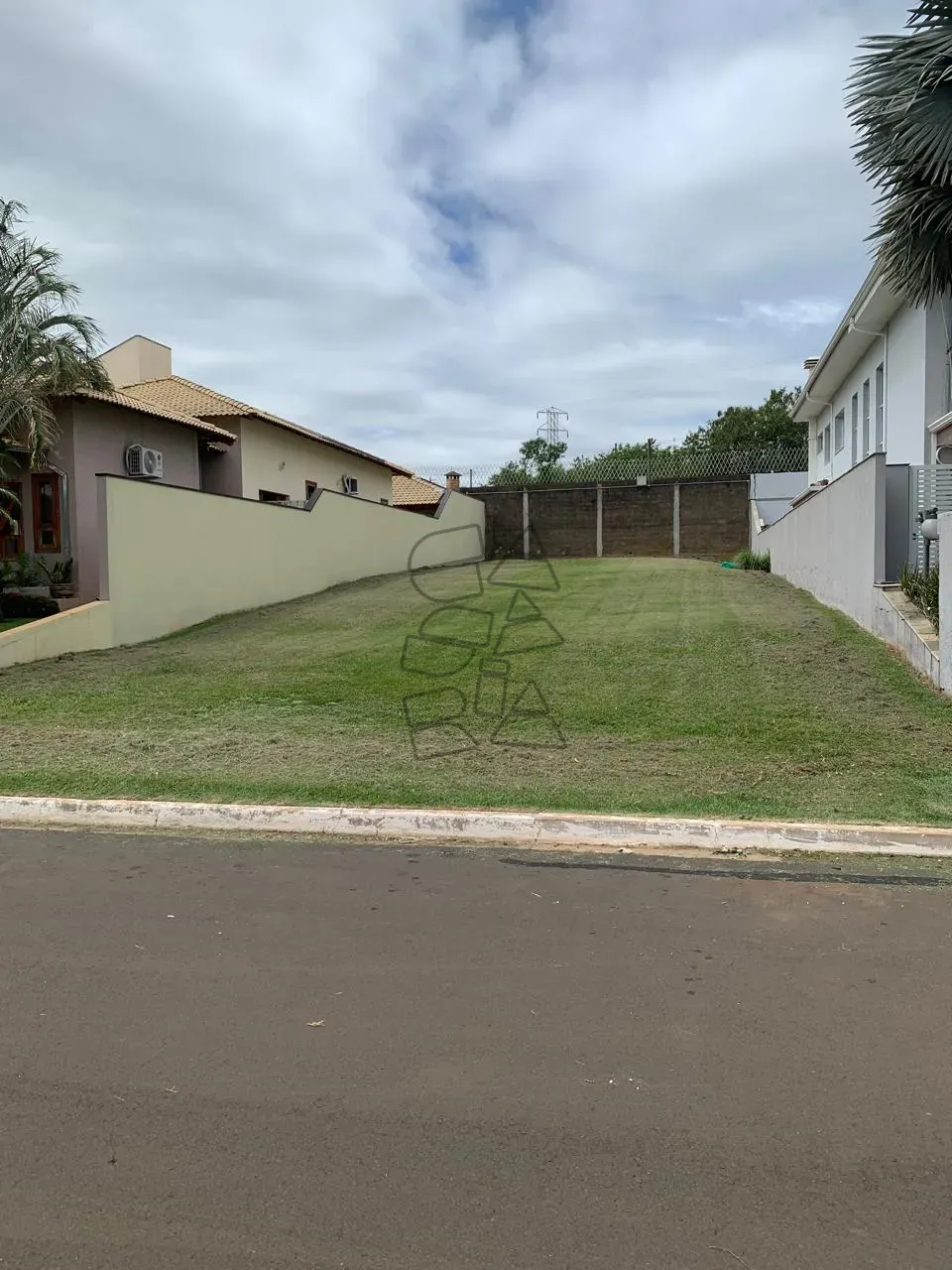 Imagens do imóveis Terreno em condomínio à venda - Colinas de São João Limeira
