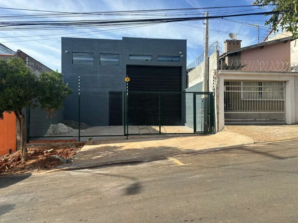 Imagens do imóveis Barracão comercial à venda - Centro Limeira