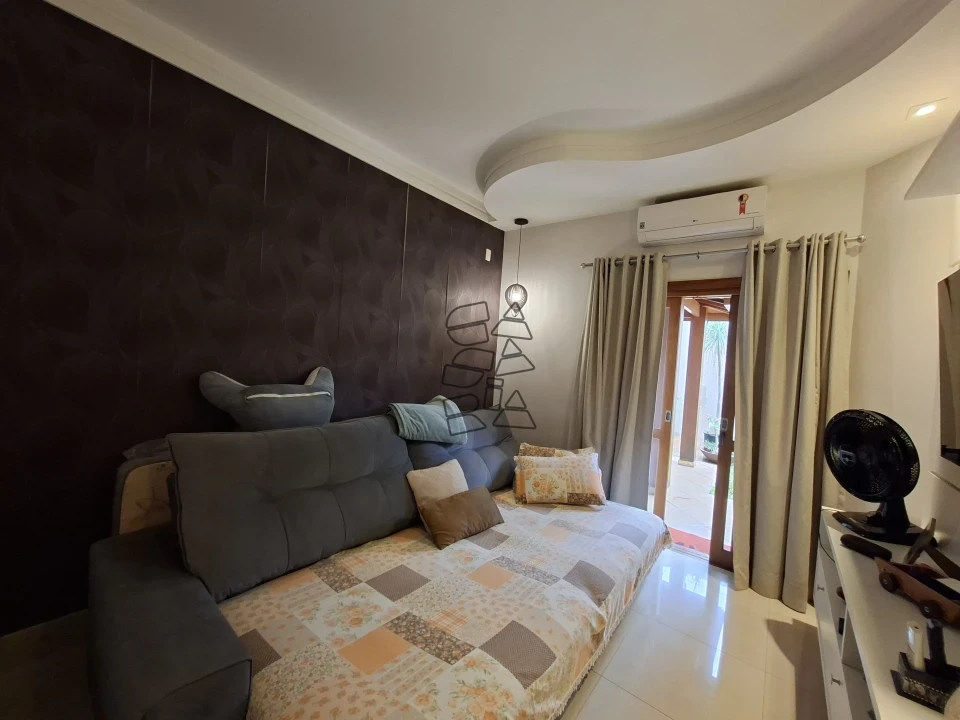 Casa em condomínio à venda - Roland III - Parque Residencial Roland Limeira