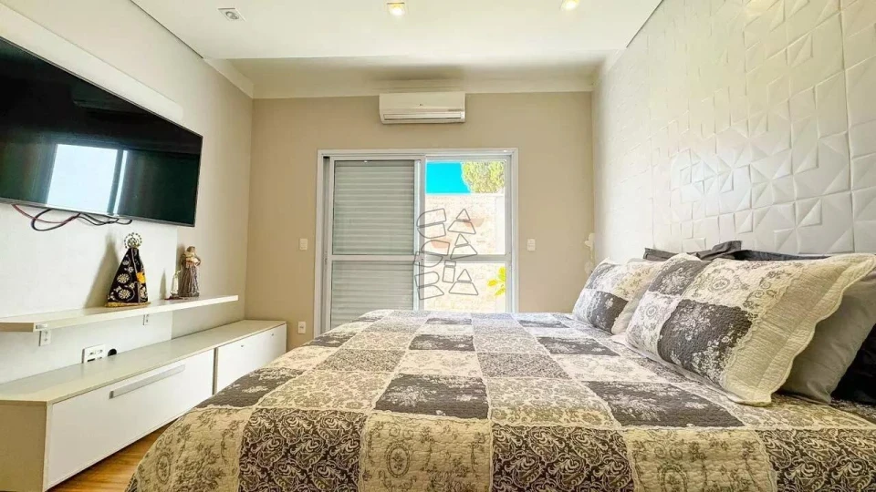 Imagens do imóveis Casa em condomínio à venda -  Roland III - Parque Residencial Roland Limeira