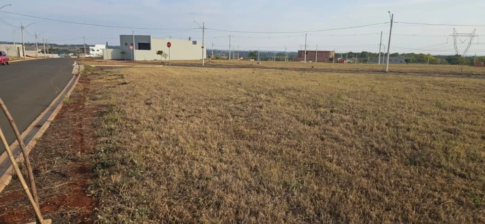 Terreno à venda - Colinas do Engenho II - Limeira