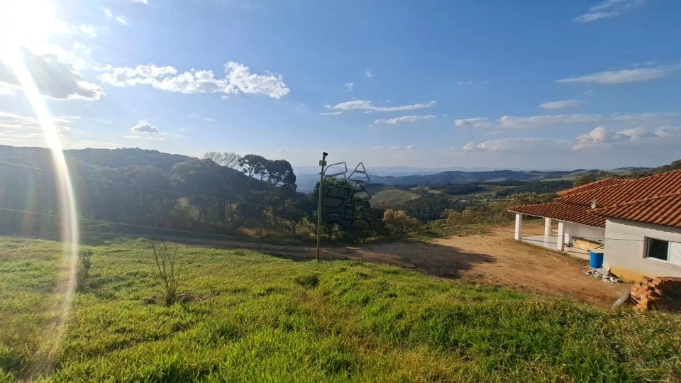 Imagens do imóveis Sitio à venda - Zona Rural de Bueno Brandão  / MG
