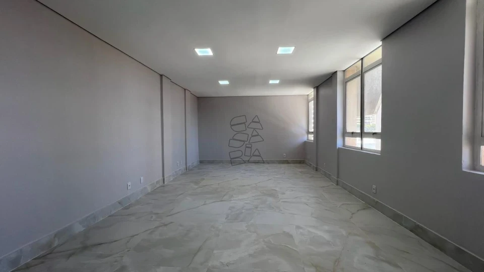 Sala comercial à venda - Edifício Senador - Centro Limeira