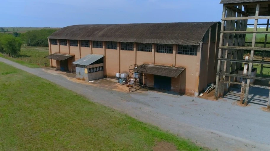 Imagens do imóveis Área Industrial à venda - Bairro do Pinhal