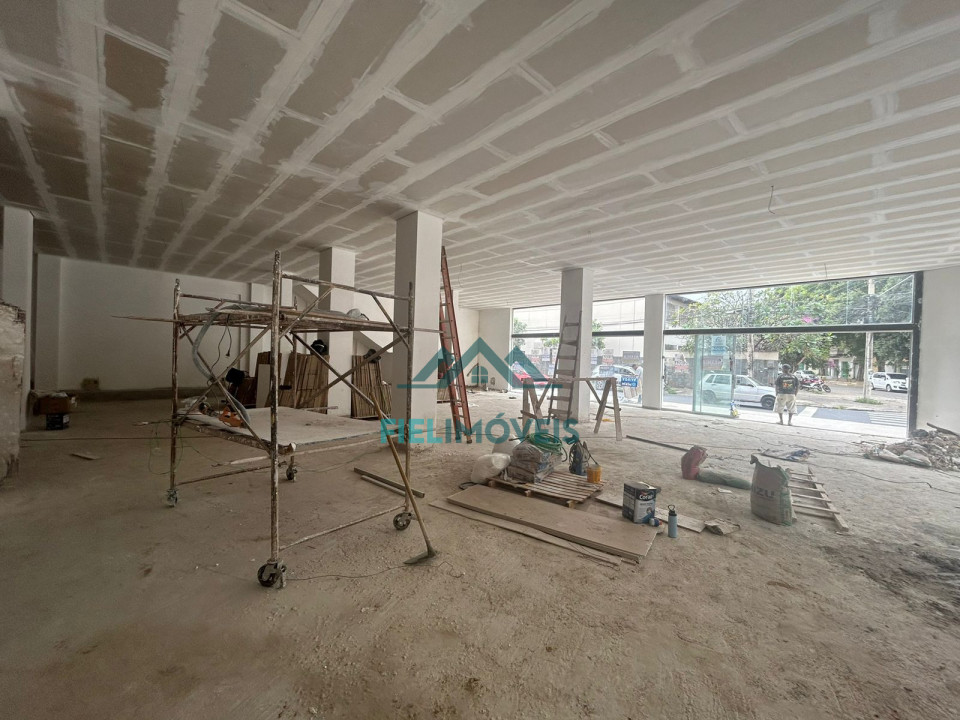 PREDIO COMERCIAL DE ESQUINA