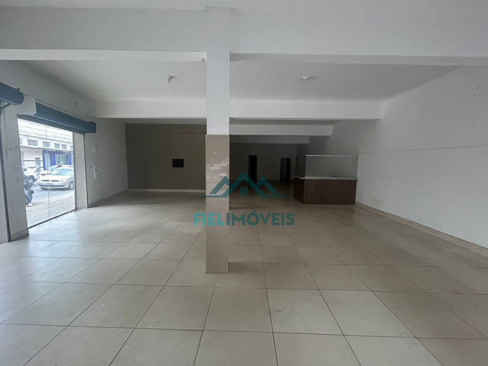 PONTO COMERCIAL D ESQUINA COM ALTO FLUXO DE VEICULOS.