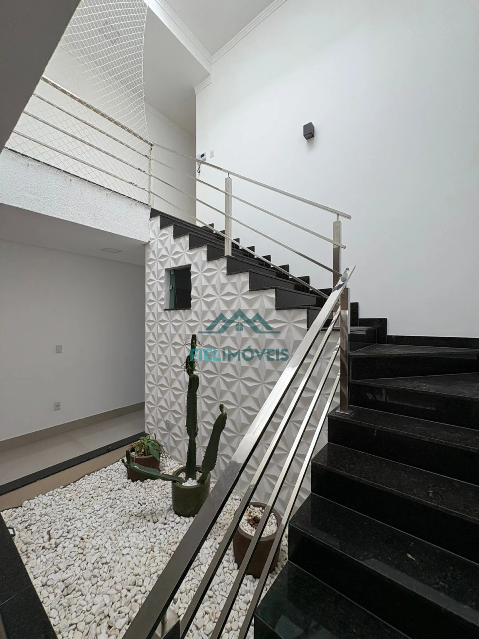 DUPLEX COM AREA GOUMERT LAGOA SANTA