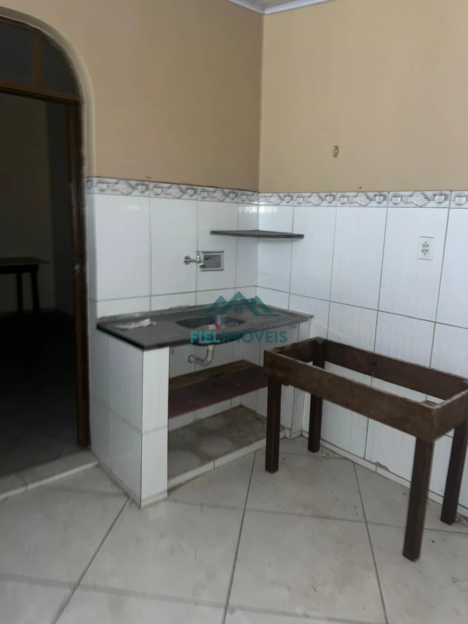 CASA A VENDA NO BAIRO JARDIM PEROLA - PRÓXIMA AO BIG MAIS