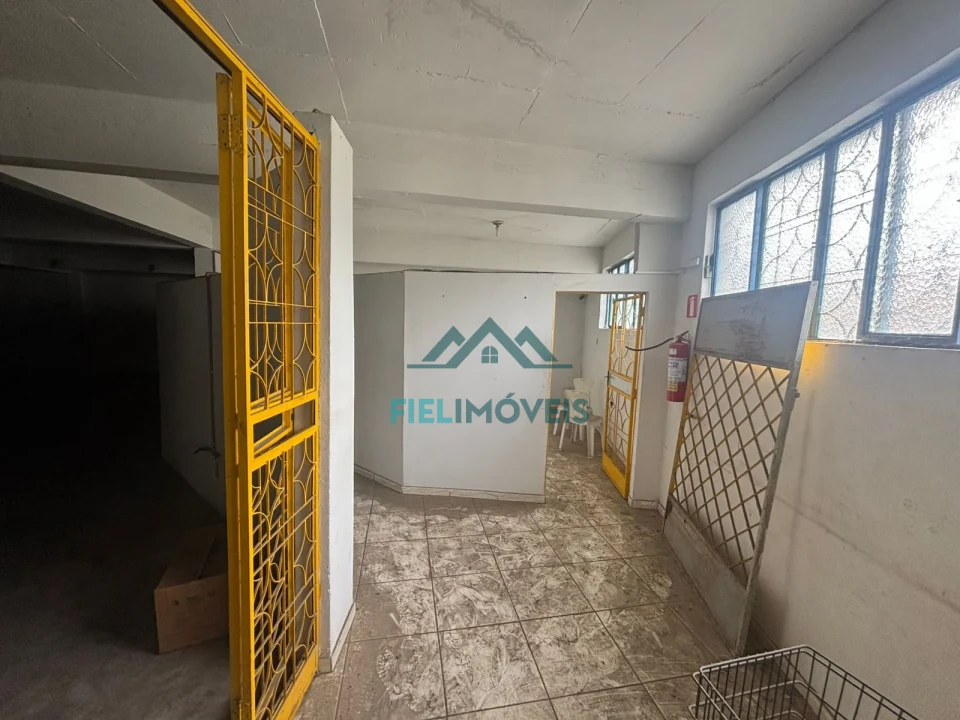 PONTO COMERCIAL SEGUNDO PAVIMENTO
