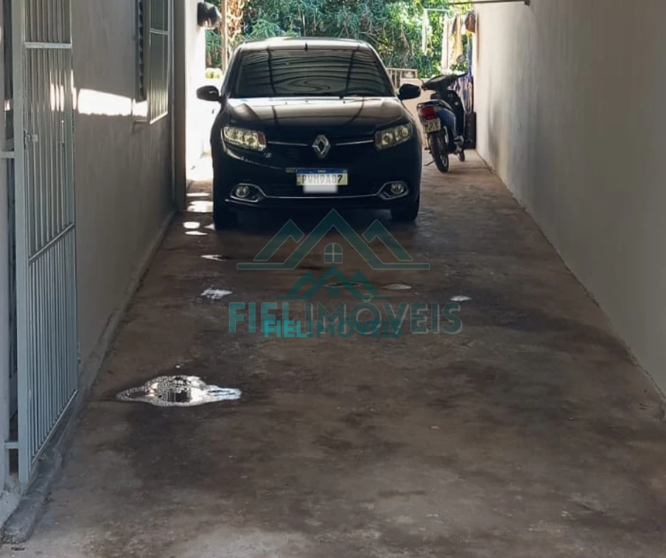 CASA DE ALTO PADRÃO EM SANTANA DO PARAÍSO