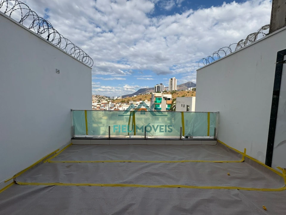 DUPLEX COM AREA GOUMERT LAGOA SANTA