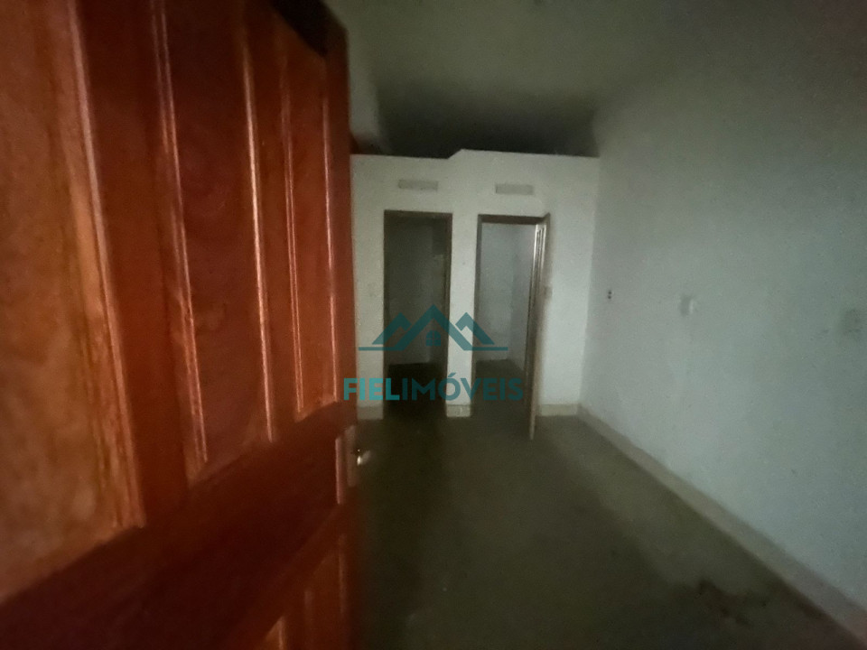 PONTO COMERCIAL D ESQUINA COM ALTO FLUXO DE VEICULOS.