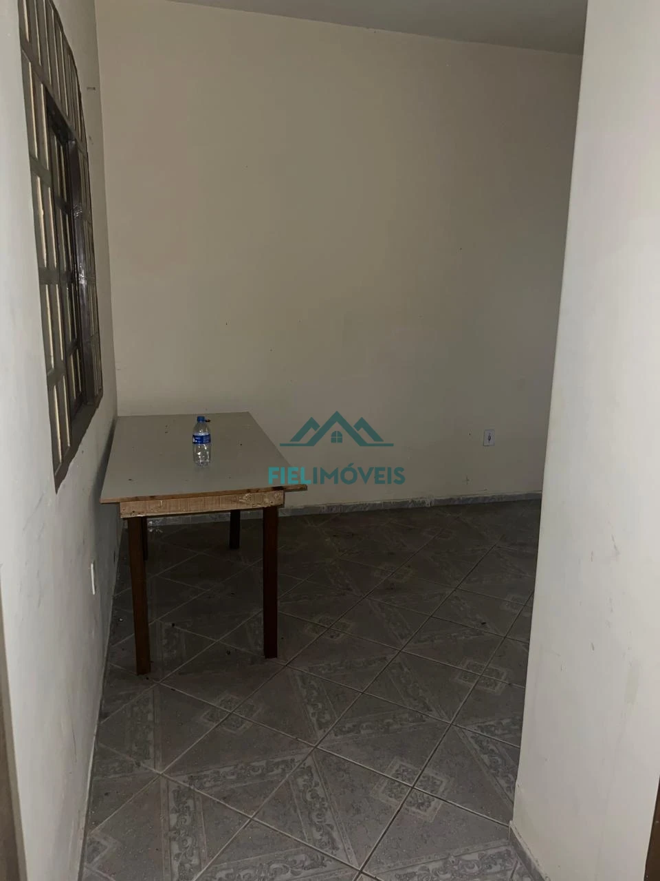 CASA A VENDA NO BAIRO JARDIM PEROLA - PRÓXIMA AO BIG MAIS