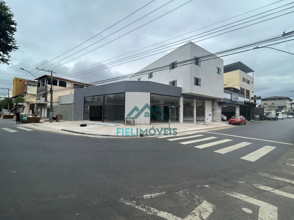 PREDIO COMERCIAL DE ESQUINA