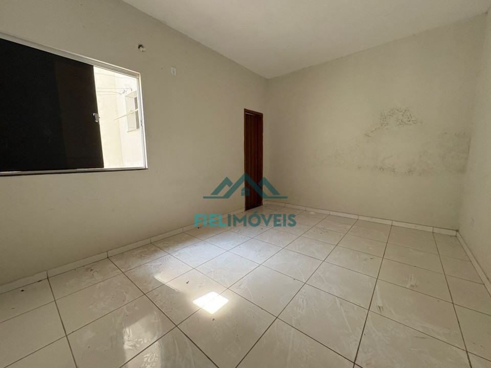 CASA BEM LOCALIZADA CARAVELAS