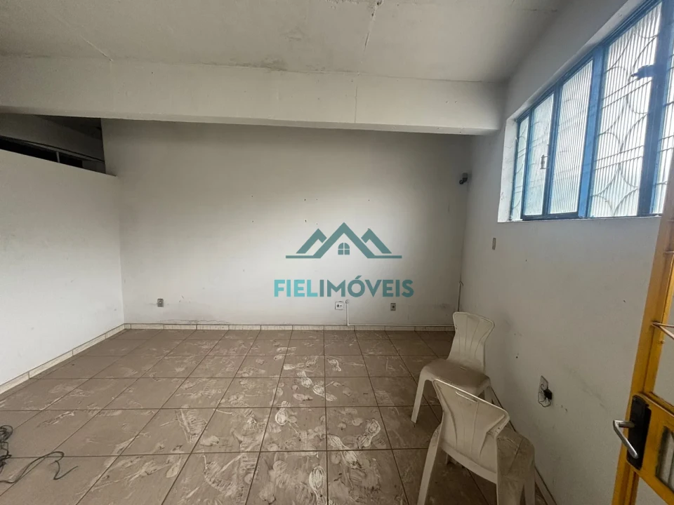 PONTO COMERCIAL SEGUNDO PAVIMENTO