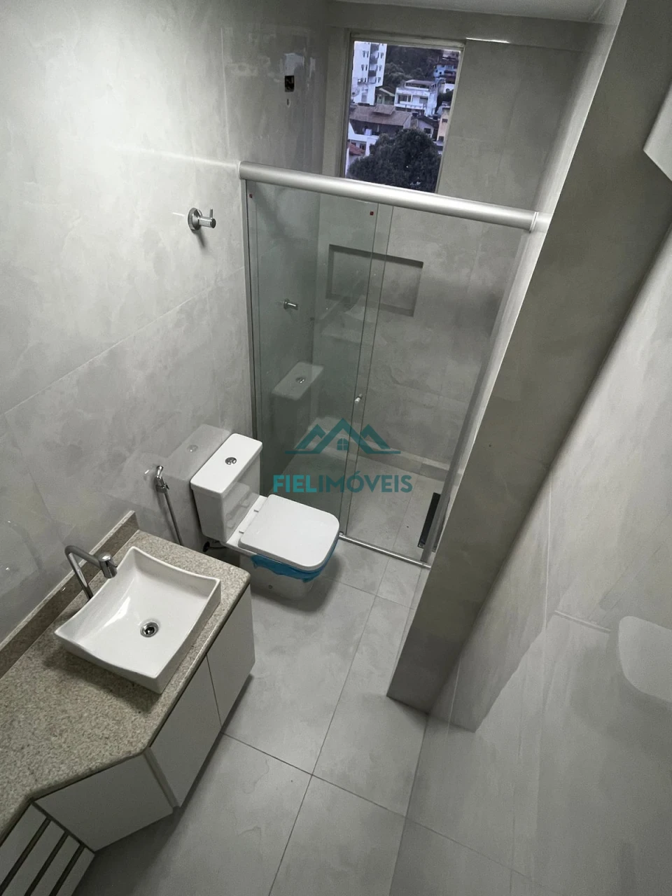 APARTAMENTO DE ALTO PADRÃO DISPONÍVEL NO CENTRO