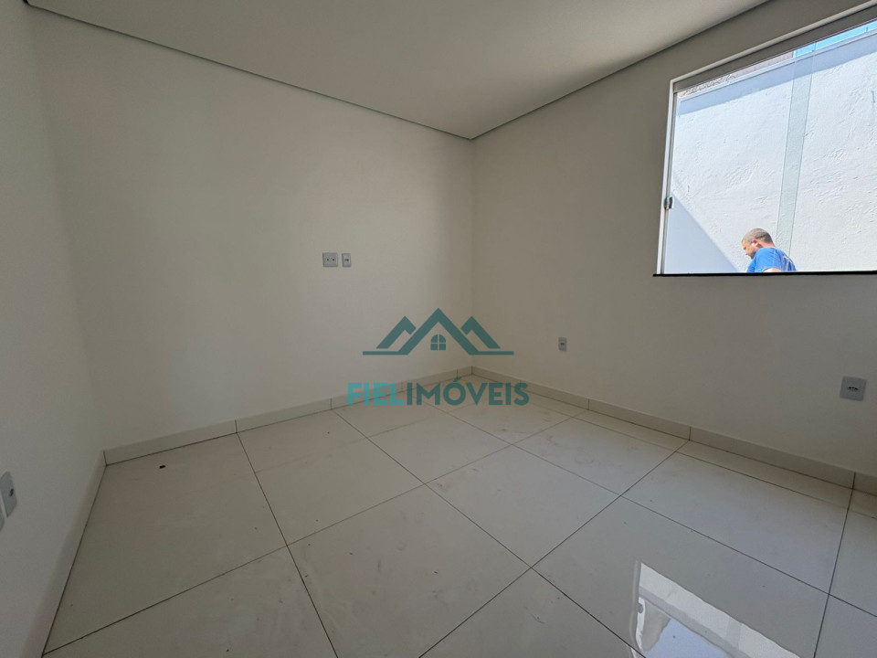 OPORTUNIDADE CASA COM AREA GOUMERT CARAVELAS