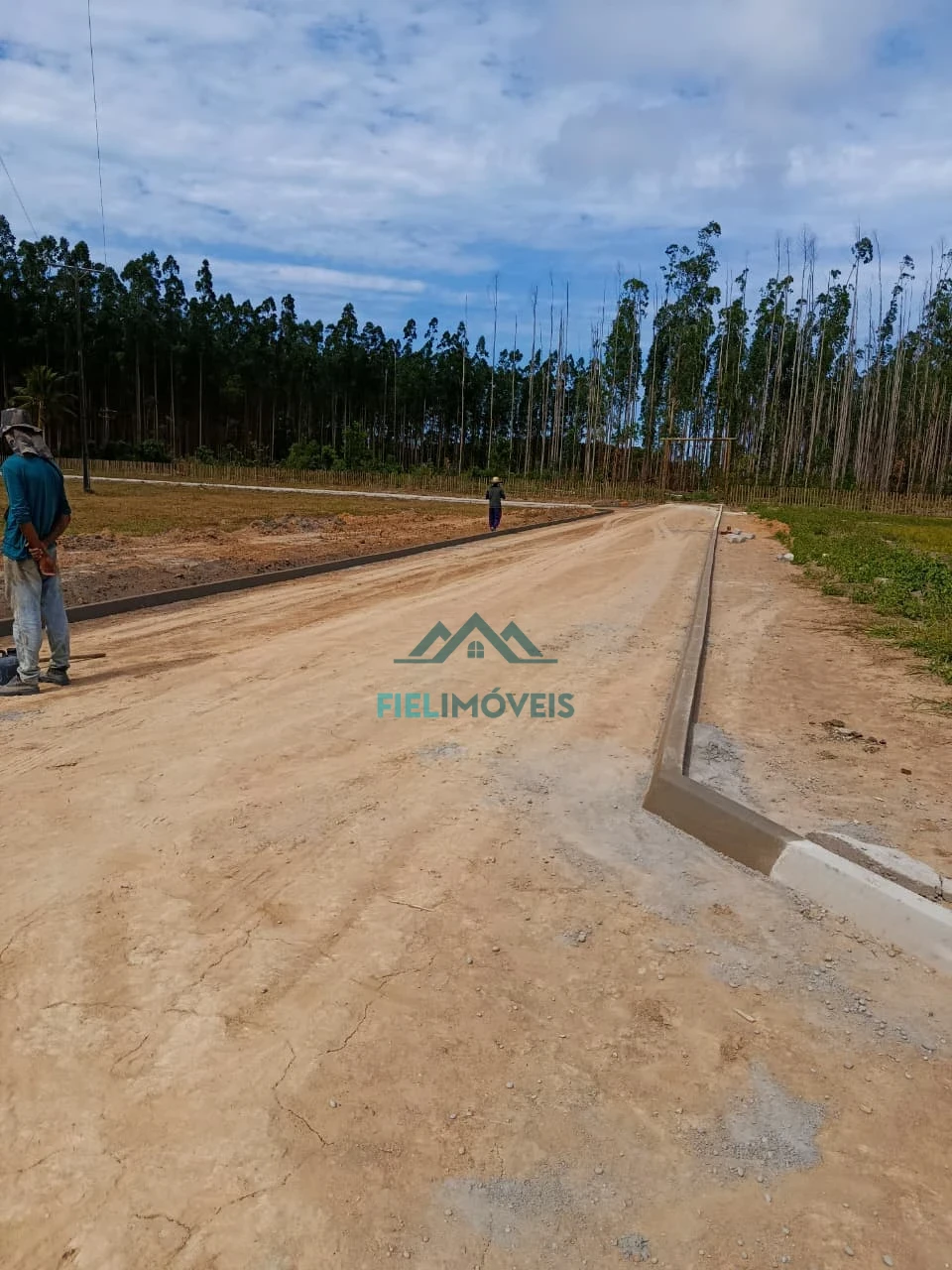 Loteamento À Venda em Guaratiba / Prado