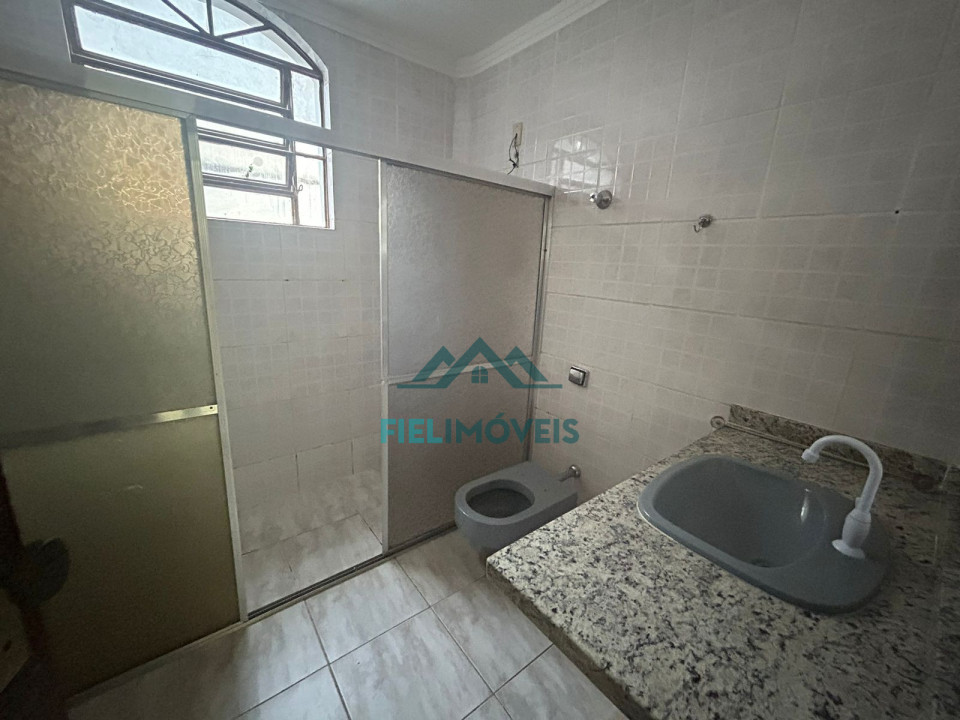 APARTAMENTO COM SACADA NA ILHA