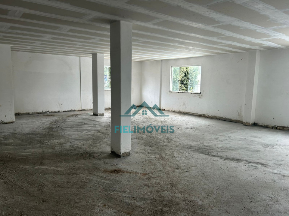 PREDIO COMERCIAL DE ESQUINA