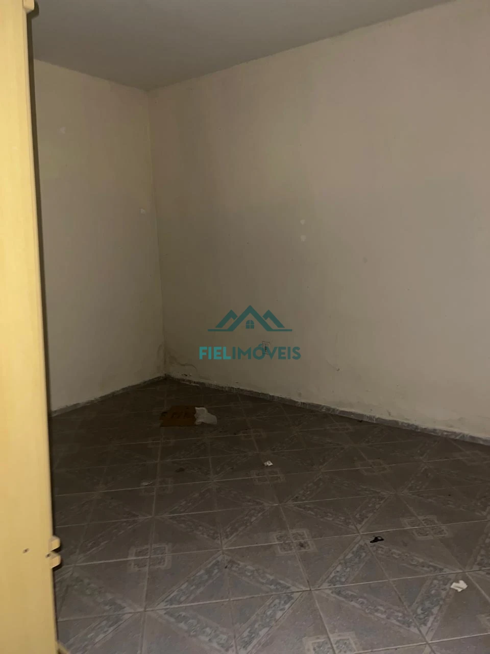 CASA A VENDA NO BAIRO JARDIM PEROLA - PRÓXIMA AO BIG MAIS