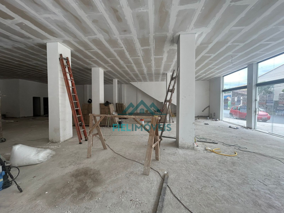 PREDIO COMERCIAL DE ESQUINA