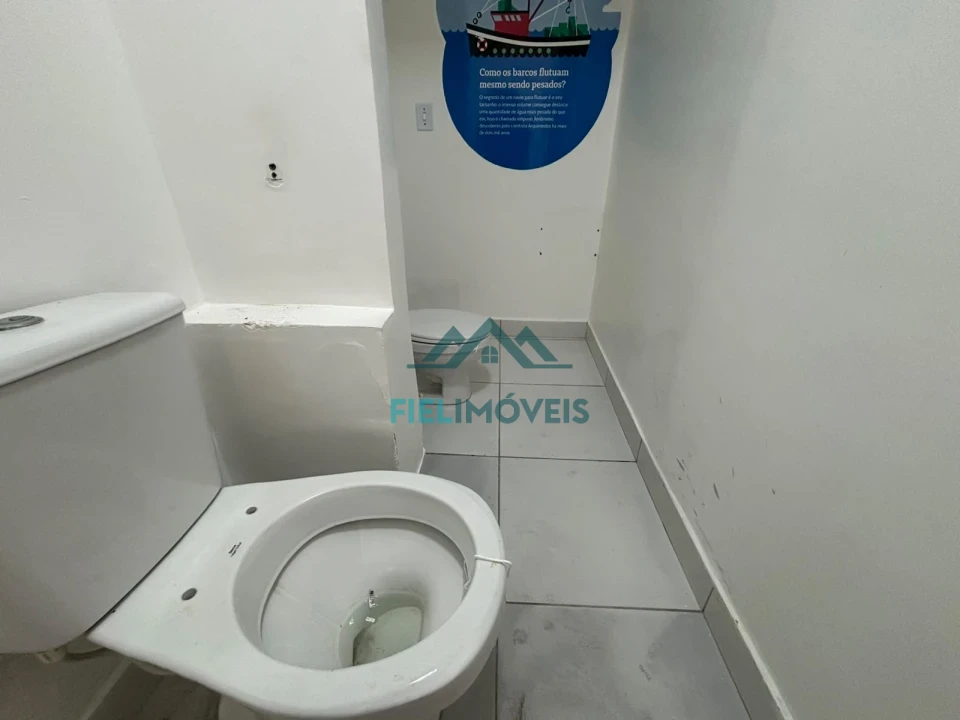 LOJA COMERCIAL BEM LOCALIZADA NA AV JK